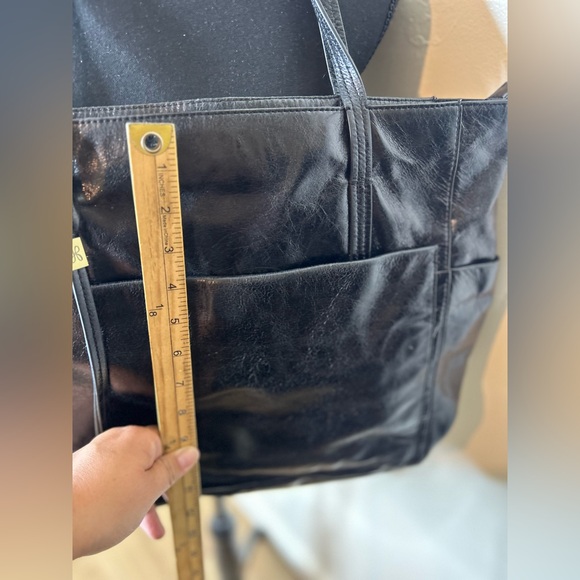 Black Hobo Hero Leather Tote Bag  with Glossy finish - Picture 4 of 8